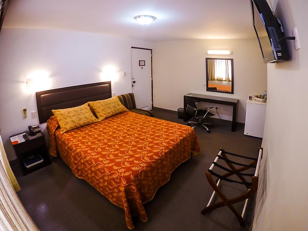 Intiotel Chiclayo Buitenkant foto