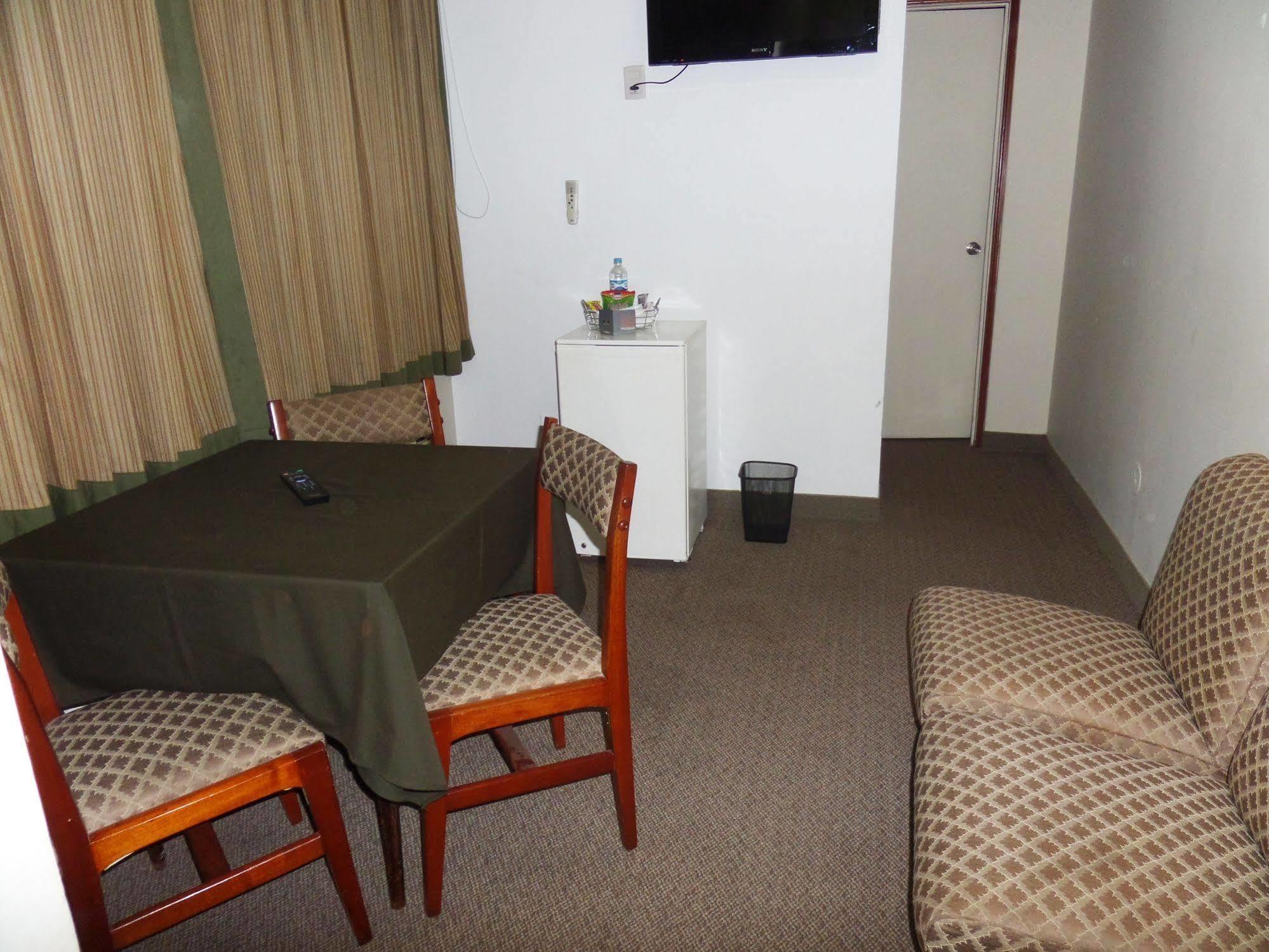 Intiotel Chiclayo Buitenkant foto