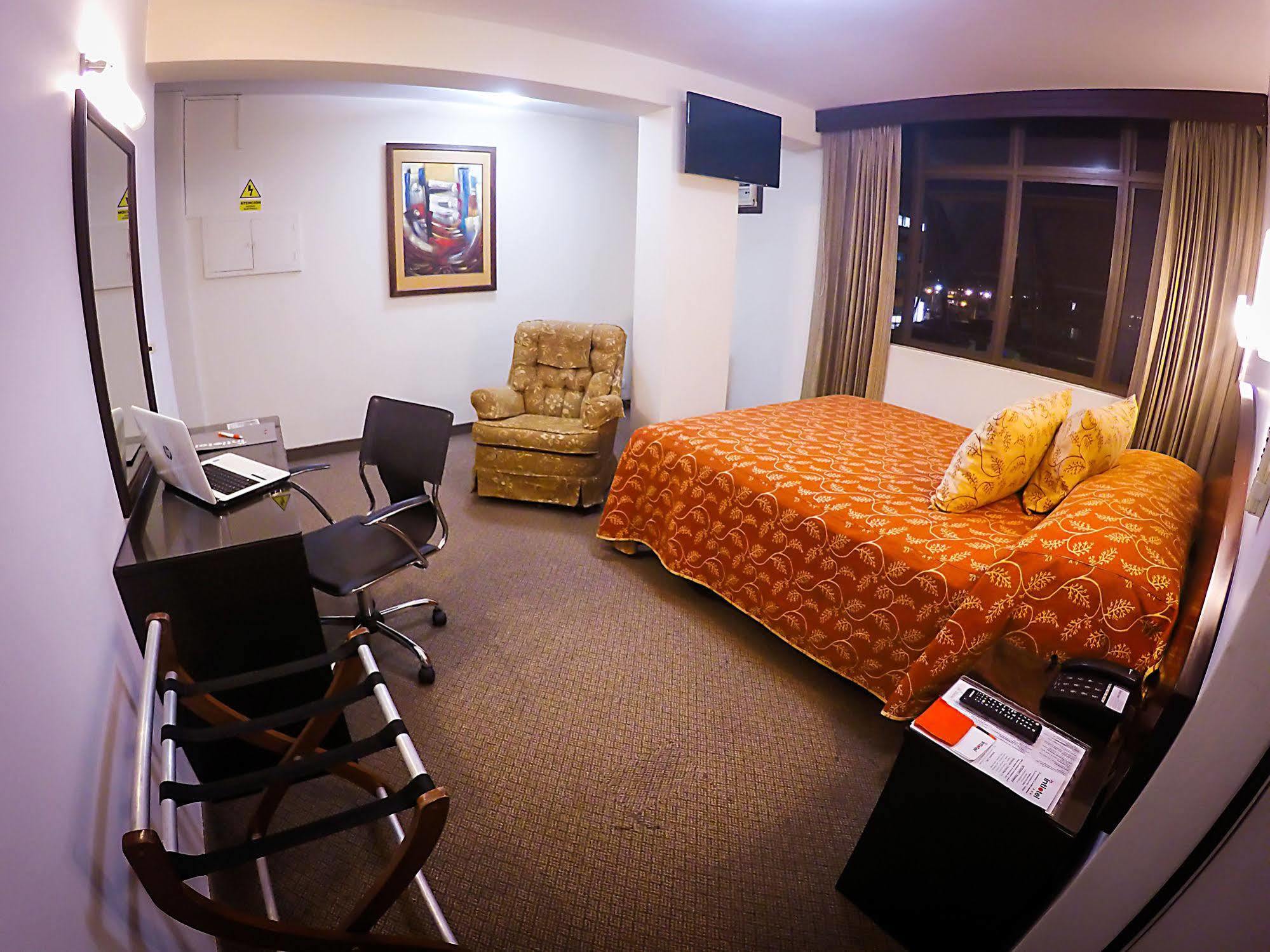 Intiotel Chiclayo Buitenkant foto