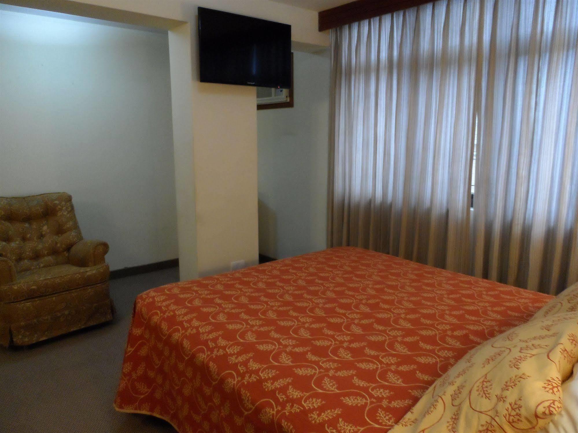 Intiotel Chiclayo Buitenkant foto